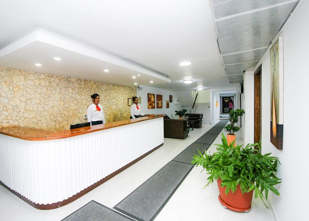 Hotel Portobelo Convention Center Сан-Андрес Экстерьер фото