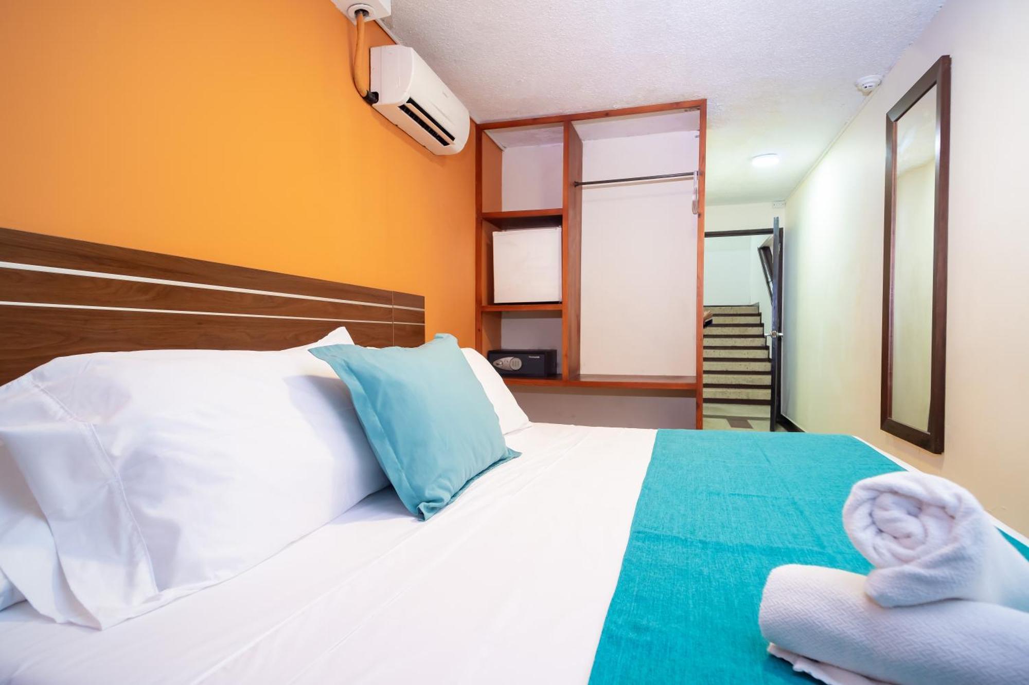 Hotel Portobelo Convention Center Сан-Андрес Экстерьер фото